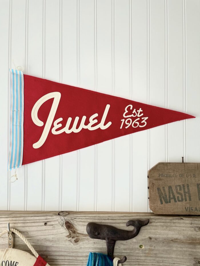 Personalized vintage style pennant